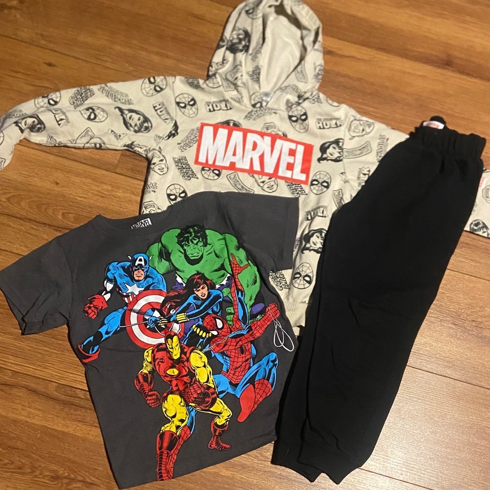 Marvel Comic Print Hoodie and Superhero T-Shirt with Black Pants